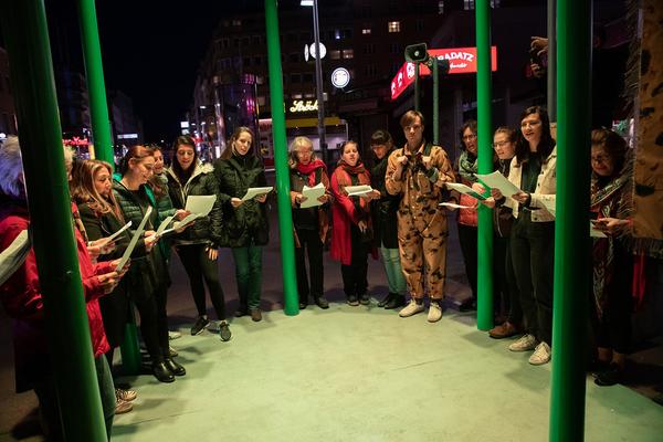 KOER: Ines Doujak - "Sing Mit!" @ Fokus Favoriten (Eröffnung, 21.9.2019) https://www.koer.or.at/projekte/fokus-favoriten | Foto: eSeL Foto: eSeL.at - Lorenz Seidler
