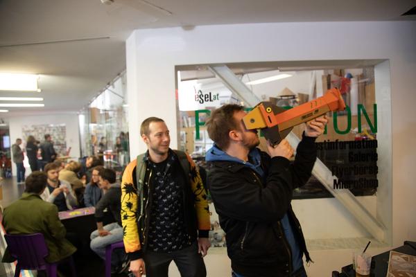 eSeL REZEPTION: Kunst & zamSpielen (4.5.2019, Q21 Electric Avenue) https://esel.at/termin/100318 | Foto: eSeL Foto: eSeL.at - Lorenz Seidler