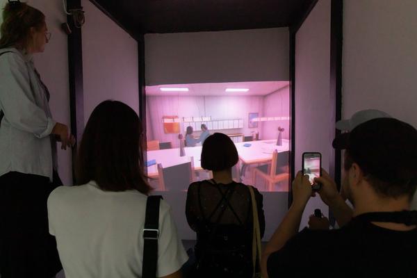 Suzie Shride: Old Habits (4.6.-10.6.2019) https://esel.at/termin/101896 | Foto: eSeL Foto: eSeL.at - Lorenz Seidler