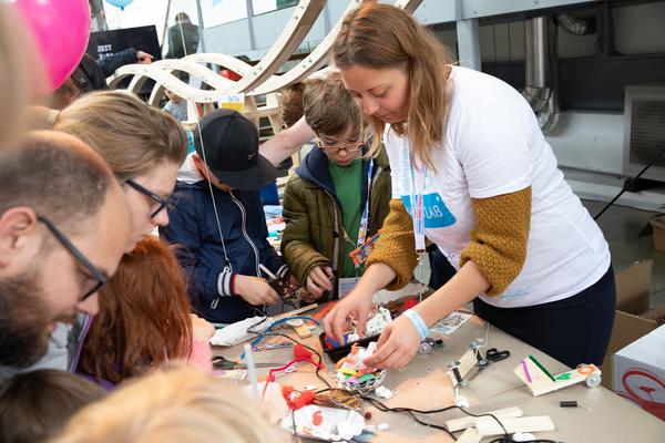 Metastadt: Maker Faire Vienna (4.&5.5.2019) https://esel.at/termin/101376 | Foto: eSeL Foto: eSeL.at - Lorenz Seidler