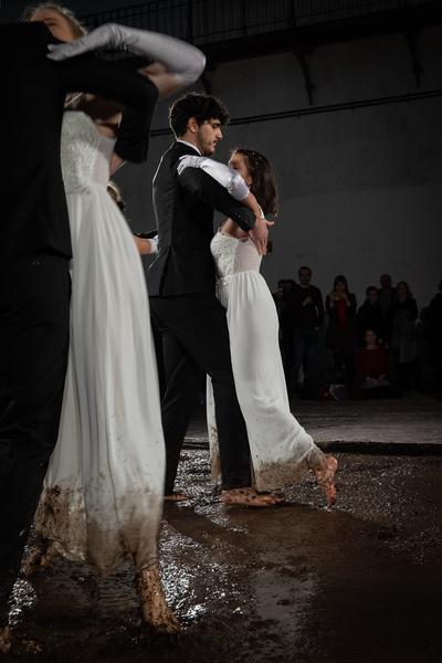 Vienna Art Week 2019: Line Up: Performance Regina Jose Galindo  „Die Feier“ (22.11.2019) https://www.viennaartweek.at/de/making-truth-line-up | Foto: eSeL Foto: eSeL.at - Lorenz Seidler