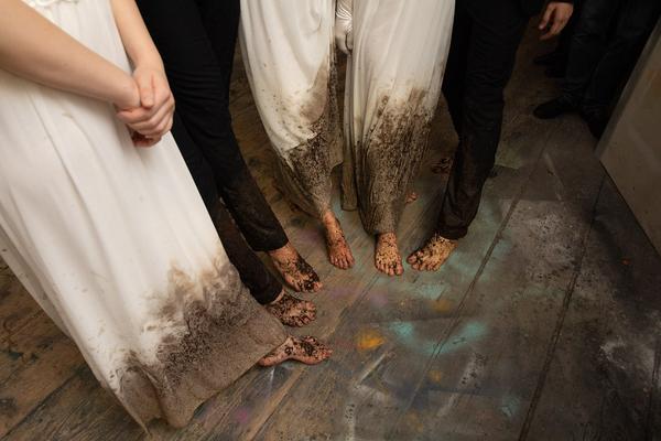 Vienna Art Week 2019: Line Up: Performance Regina Jose Galindo  „Die Feier“ (22.11.2019) https://www.viennaartweek.at/de/making-truth-line-up | Foto: eSeL Foto: eSeL.at - Lorenz Seidler