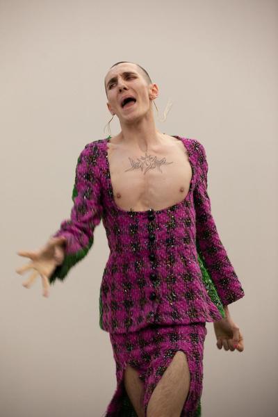 Belvedere 21: Performance Julius Pistauz (Via PINA) @ Über das Neue - Midissage: Pina, Mauve, Foundation (Eröffnung, 3.5.2019) https://www.belvedere21.at/ueber_das_neue | Foto: eSeL Foto: eSeL.at - Lorenz Seidler