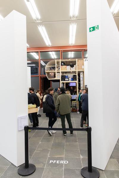 Belvedere 21: Über das Neue - Midissage: One Mess Gallery, PFERD & SORT (22.3.2019) | https://esel.cc/UeberDasNeue_Midissage01 | Foto: eSeL Foto: eSeL.at - Lorenz Seidler