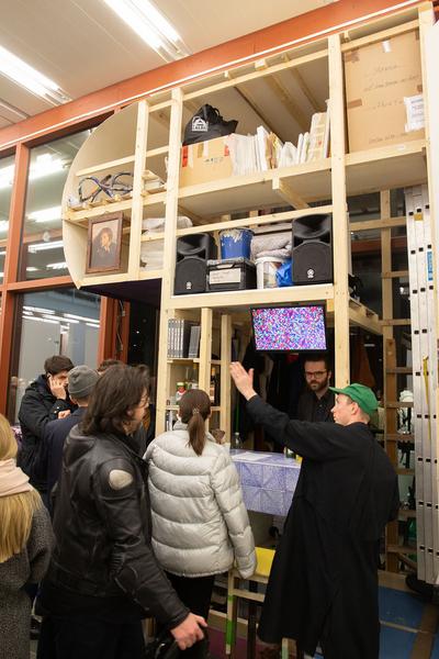 Belvedere 21: Über das Neue - Midissage: One Mess Gallery, PFERD & SORT (22.3.2019) | https://esel.cc/UeberDasNeue_Midissage01 | Foto: eSeL Foto: eSeL.at - Lorenz Seidler