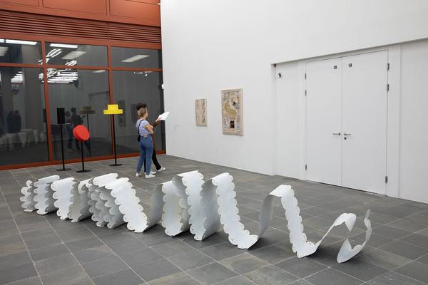 Belvedere 21: Über das Neue - Midissage: One Mess Gallery, PFERD & SORT (22.3.2019) | https://esel.cc/UeberDasNeue_Midissage01 | Foto: eSeL Foto: eSeL.at - Lorenz Seidler