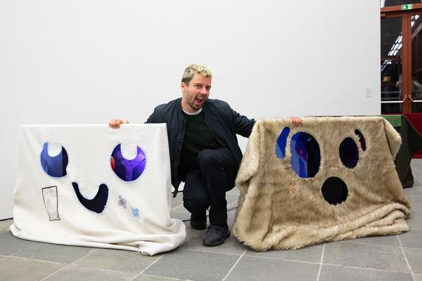 Belvedere 21: Über das Neue - Midissage: One Mess Gallery, PFERD & SORT (22.3.2019) | https://esel.cc/UeberDasNeue_Midissage01 | Foto: eSeL Foto: eSeL.at - Lorenz Seidler
