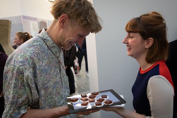 Belvedere 21: Über das Neue - Midissage: One Mess Gallery, PFERD & SORT (22.3.2019) | https://esel.cc/UeberDasNeue_Midissage01 | Foto: eSeL Foto: eSeL.at - Lorenz Seidler