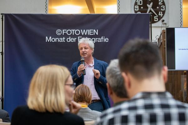 FOTO WIEN: Poisoned Pictures – Photography & Ecology (Festivalzentrale, 5.4.2019) https://fotowien.at/de/programme-2019/congress/poisoned-pictures-photography-ecology/ | Foto: eSeL Foto: eSeL.at - Lorenz Seidler