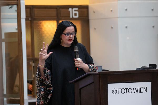 FOTO WIEN: Poisoned Pictures – Photography & Ecology (Festivalzentrale, 5.4.2019) https://fotowien.at/de/programme-2019/congress/poisoned-pictures-photography-ecology/ | Foto: eSeL Foto: eSeL.at - Lorenz Seidler