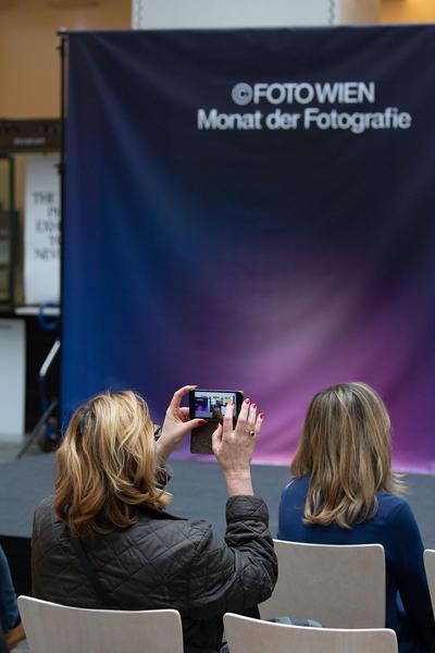 FOTO WIEN: Poisoned Pictures – Photography & Ecology (Festivalzentrale, 5.4.2019) https://fotowien.at/de/programme-2019/congress/poisoned-pictures-photography-ecology/ | Foto: eSeL Foto: eSeL.at - Lorenz Seidler