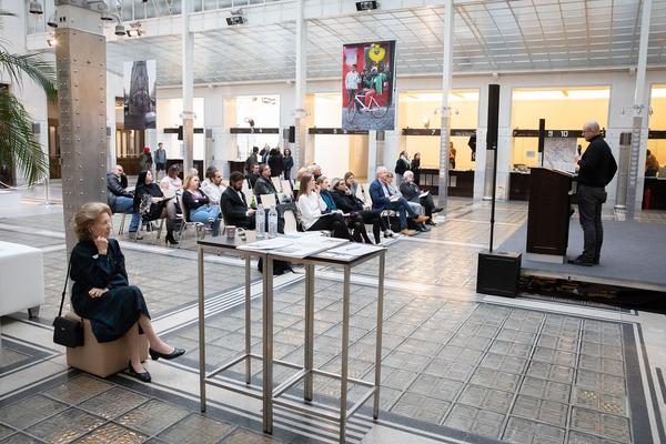 FOTO WIEN: Poisoned Pictures – Photography & Ecology (Festivalzentrale, 5.4.2019) https://fotowien.at/de/programme-2019/congress/poisoned-pictures-photography-ecology/ | Foto: eSeL Foto: eSeL.at - Lorenz Seidler