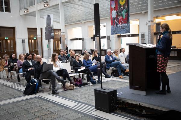 FOTO WIEN: Poisoned Pictures – Photography & Ecology (Festivalzentrale, 5.4.2019) https://fotowien.at/de/programme-2019/congress/poisoned-pictures-photography-ecology/ | Foto: eSeL Foto: eSeL.at - Lorenz Seidler