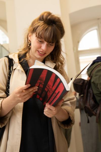 Kunst im öffentlichen Raum Niederösterreich: Buchpräsentation Ines Doujak, Tatiana Lecomte & Band 11 und Band 12  zur Kunst im öffentlichen Raum Niederösterreich 
(21.5.2019, Kunstraum Niederösterreich) http://www.publicart.at/de/kalender/?pid=982 | Foto: eSeL Foto: eSeL.at - Lorenz Seidler
