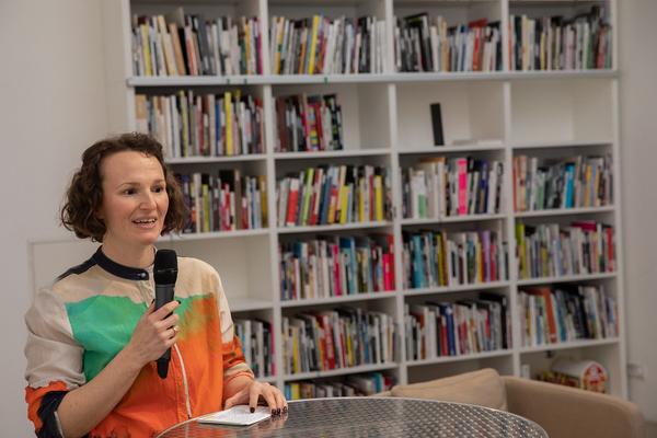 Kunst im öffentlichen Raum Niederösterreich: Buchpräsentation Ines Doujak, Tatiana Lecomte & Band 11 und Band 12  zur Kunst im öffentlichen Raum Niederösterreich 
(21.5.2019, Kunstraum Niederösterreich) http://www.publicart.at/de/kalender/?pid=982 | Foto: eSeL Foto: eSeL.at - Lorenz Seidler