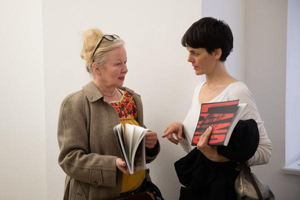 Kunst im öffentlichen Raum Niederösterreich: Buchpräsentation Ines Doujak, Tatiana Lecomte & Band 11 und Band 12  zur Kunst im öffentlichen Raum Niederösterreich 
(21.5.2019, Kunstraum Niederösterreich) http://www.publicart.at/de/kalender/?pid=982 | Foto: eSeL Foto: eSeL.at - Lorenz Seidler