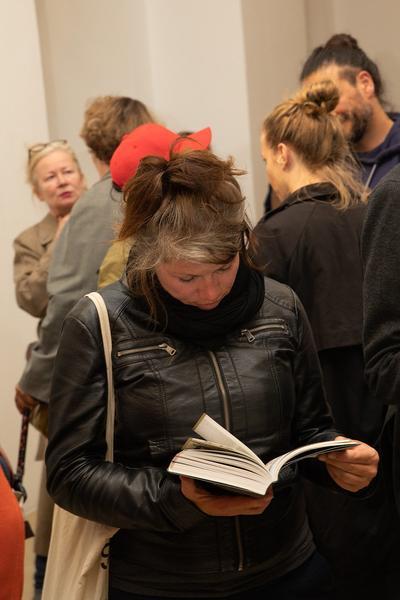 Kunst im öffentlichen Raum Niederösterreich: Buchpräsentation Ines Doujak, Tatiana Lecomte & Band 11 und Band 12  zur Kunst im öffentlichen Raum Niederösterreich 
(21.5.2019, Kunstraum Niederösterreich) http://www.publicart.at/de/kalender/?pid=982 | Foto: eSeL Foto: eSeL.at - Lorenz Seidler