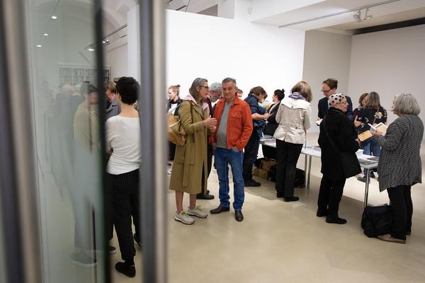 Kunst im öffentlichen Raum Niederösterreich: Buchpräsentation Ines Doujak, Tatiana Lecomte & Band 11 und Band 12  zur Kunst im öffentlichen Raum Niederösterreich 
(21.5.2019, Kunstraum Niederösterreich) http://www.publicart.at/de/kalender/?pid=982 | Foto: eSeL Foto: eSeL.at - Lorenz Seidler