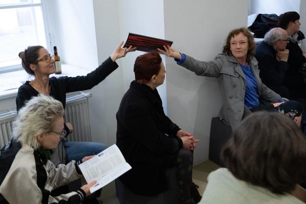 Kunst im öffentlichen Raum Niederösterreich: Buchpräsentation Ines Doujak, Tatiana Lecomte & Band 11 und Band 12  zur Kunst im öffentlichen Raum Niederösterreich (21.5.2019, Kunstraum Niederösterreich) http://www.publicart.at/de/kalender/?pid=982 | Foto: eSeL Foto: eSeL.at - Lorenz Seidler