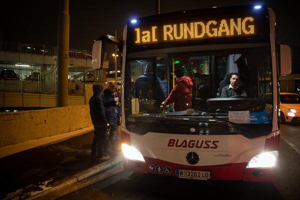 Akademie der Bild. Künste Wien: Rundgang 2019 - Performancebus (24.1.2019) https://esel.cc/rundgang2019 | Foto: eSeL Foto: eSeL.at - Lorenz Seidler
