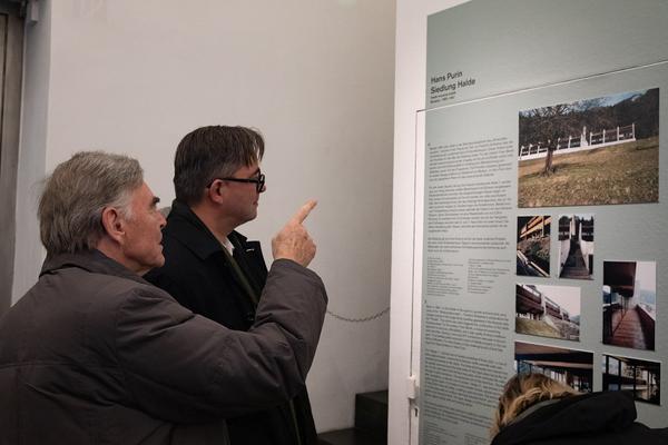 Az W Architekturzentrum Wien: Eröffnung SammlungsLab #5: Vorarlberg – 
Ein Ge­ne­ra­ti­on­en­dia­log (4.12.2019) https://www.azw.at/de/termin/vorarlberger-einsichten-ein-generationendialog | Foto: eSeL Foto: eSeL.at - Lorenz Seidler