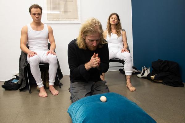 Galerie Krobath: Performance Sophie Süßmilch & Vito Baumüller "Kokon" (Vienna Art Week, 22.11.2019) https://esel.at/termin/104025 | Foto: eSeL Foto: eSeL.at - Lorenz Seidler