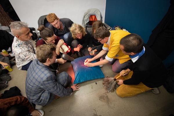 Galerie Krobath: Performance Sophie Süßmilch & Vito Baumüller "Kokon" (Vienna Art Week, 22.11.2019) https://esel.at/termin/104025 | Foto: eSeL Foto: eSeL.at - Lorenz Seidler