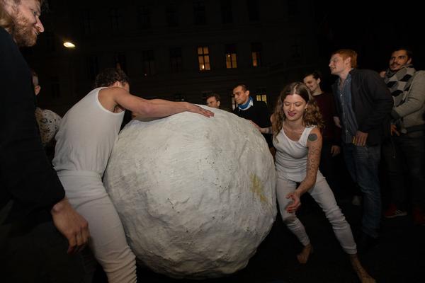Galerie Krobath: Performance Sophie Süßmilch & Vito Baumüller "Kokon" (Vienna Art Week, 22.11.2019) https://esel.at/termin/104025 | Foto: eSeL Foto: eSeL.at - Lorenz Seidler