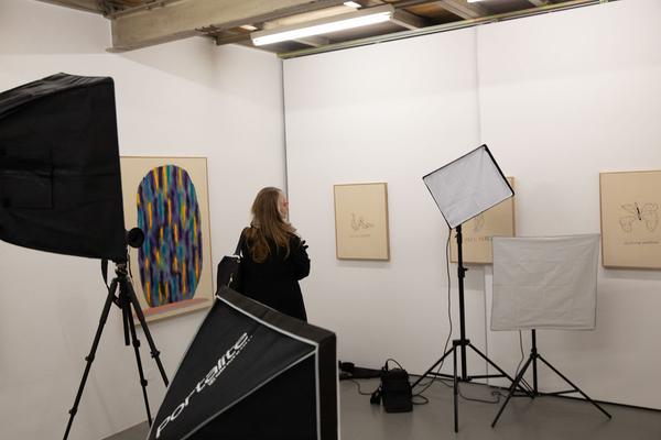 Galerie Krobath: Sophia Süßmilch: Kokon (8.11. - 21.12.2019) https://esel.at/termin/103704/sophia-sssmilch-kokon | Foto: eSeL Foto: eSeL.at - Lorenz Seidler