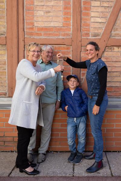 AzW Stadtlabor: Wie Wir Wohnen. Schlüsselübergabe (21.9.2019) https://stadtlabore.wien.gv.at/site/willst-du-hier-wohnen | Foto: eSeL Foto: eSeL.at - Lorenz Seidler