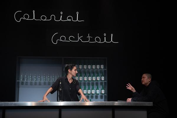 brut: Stefanie Sourial - Colonial Cocktail.
Volume 2: Spirits mit Special Guest Hyo Lee (9. - 13.5.2019, studio brut) https://esel.cc/brut_colonialcocktail2 Foto: eSeL.at - Lorenz Seidler