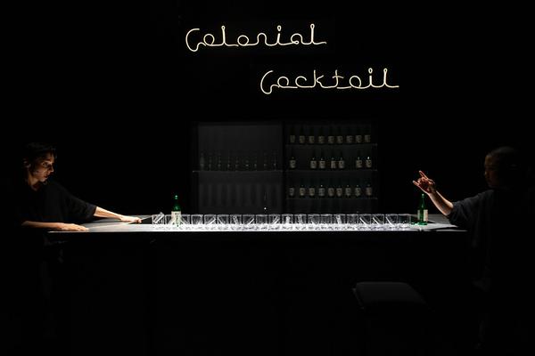 brut: Stefanie Sourial - Colonial Cocktail.
Volume 2: Spirits mit Special Guest Hyo Lee (9. - 13.5.2019, studio brut) https://esel.cc/brut_colonialcocktail2 Foto: eSeL.at - Lorenz Seidler