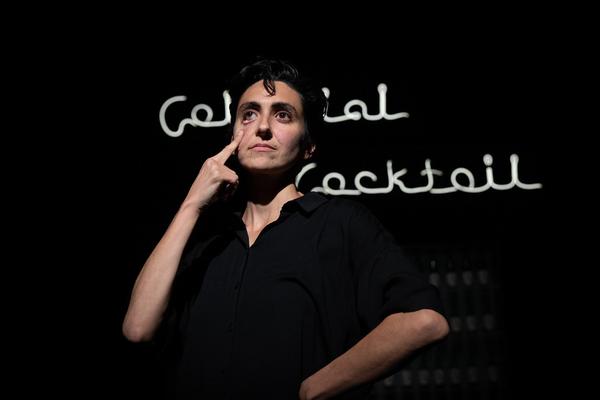 brut: Stefanie Sourial - Colonial Cocktail.Volume 2: Spirits mit Special Guest Hyo Lee (9. - 13.5.2019, studio brut) https://esel.cc/brut_colonialcocktail2 Foto: eSeL.at - Lorenz Seidler