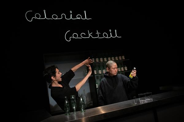 brut: Stefanie Sourial - Colonial Cocktail.Volume 2: Spirits mit Special Guest Hyo Lee (9. - 13.5.2019, studio brut) https://esel.cc/brut_colonialcocktail2 Foto: eSeL.at - Lorenz Seidler