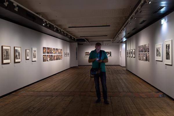 Kunst Haus Wien: Street Life Photography. Street Photography aus sieben Jahrzehnten (11.09.19 - 16.02.20) http://www.kunsthauswien.com/de/ausstellungen/street-life-photography | Foto: eSeL Foto: eSeL.at - Lorenz Seidler