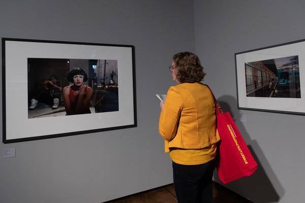 Kunst Haus Wien: Street Life Photography. Street Photography aus sieben Jahrzehnten (11.09.19 - 16.02.20) http://www.kunsthauswien.com/de/ausstellungen/street-life-photography | Foto: eSeL Foto: eSeL.at - Lorenz Seidler