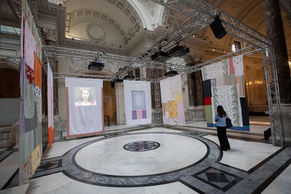 Haus der Geschichte Österreich: STRICKEN.  Installation von Magda Korsinsky (Wiener Festwochen, Alma Rose Plateau, 15.5. - 10.6.2019) https://www.hdgoe.at/stricken-die-installation | Foto: eSeL Foto: eSeL.at - Lorenz Seidler