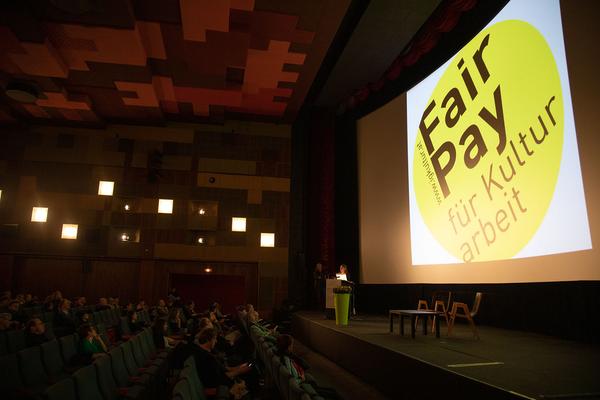 Symposium Freie Szene - Freie Kunst (Gartenbaukino, 8.4.2019) http://freietheater.at/event/symposium-freie-szene-freie-kunst | Foto: eSeL Foto: eSeL.at - Lorenz Seidler