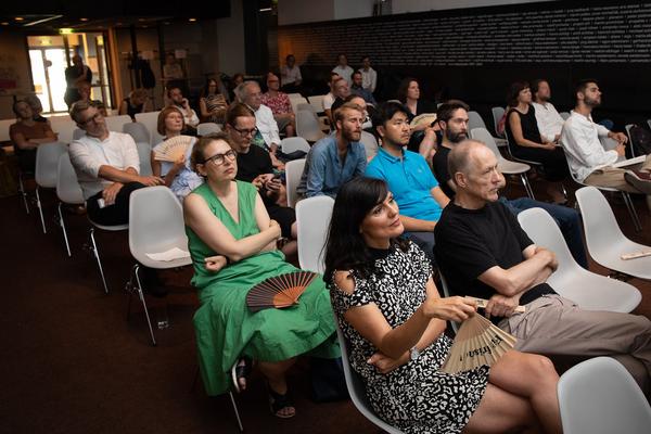 Architekturzentrum Wien: Bettina Götz (ARTEC) @ Symposium
"Serielles Bauen meets Wiener Wohnbau
Ein Symposium von Az W und IBA_Wien" (14.6.2019) https://www.azw.at/de/termin/serielles-bauen-meets-wiener-wohnbau | Foto: eSeL Foto: eSeL.at - Lorenz Seidler