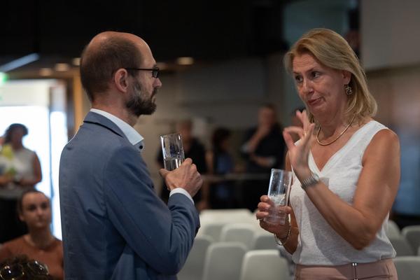 Architekturzentrum Wien: Symposium
"Serielles Bauen meets Wiener Wohnbau
Ein Symposium von Az W und IBA_Wien" (14.6.2019) https://www.azw.at/de/termin/serielles-bauen-meets-wiener-wohnbau | Foto: eSeL Foto: eSeL.at - Lorenz Seidler