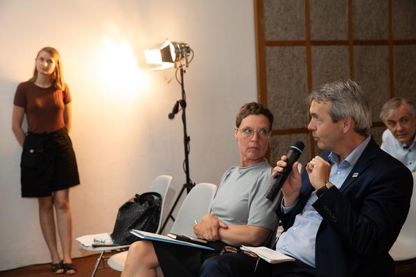 Architekturzentrum Wien: Ingeborg Esser @ Symposium
"Serielles Bauen meets Wiener Wohnbau
Ein Symposium von Az W und IBA_Wien" (14.6.2019) https://www.azw.at/de/termin/serielles-bauen-meets-wiener-wohnbau | Foto: eSeL Foto: eSeL.at - Lorenz Seidler