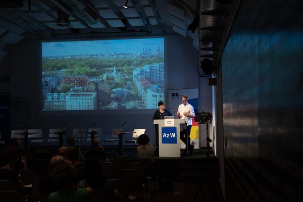 Architekturzentrum Wien: Wojtek Kotecki @ Symposium"Serielles Bauen meets Wiener WohnbauEin Symposium von Az W und IBA_Wien" (14.6.2019) https://www.azw.at/de/termin/serielles-bauen-meets-wiener-wohnbau | Foto: eSeL Foto: eSeL.at - Lorenz Seidler