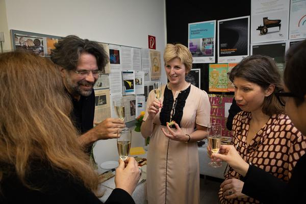 The Dissident Goddesses‘ Network Temple Architecture Price 2019: Barbara Ungepflegt & Ela Posch  (29.11.2019) https://esel.at/termin/104029 | Foto: eSeL Foto: eSeL.at - Lorenz Seidler