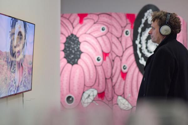 Kunstraum Niederösterreich: Throwback 2: The Enforced Dress (21.11.2019) http://kunstraum.net | http://www.viennaartweek.at | Foto: eSeL Foto: eSeL.at - Joanna Pianka