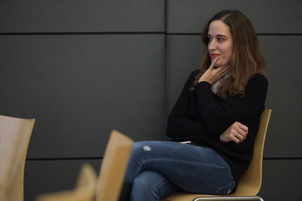 Kunstraum Niederösterreich: Throwback 2: The Enforced Dress (21.11.2019) http://kunstraum.net | http://www.viennaartweek.at | Foto: eSeL Foto: eSeL.at - Joanna Pianka