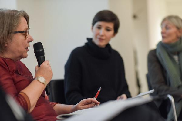Kunstraum Niederösterreich: Throwback 2: The Enforced Dress (21.11.2019) http://kunstraum.net | http://www.viennaartweek.at | Foto: eSeL Foto: eSeL.at - Joanna Pianka