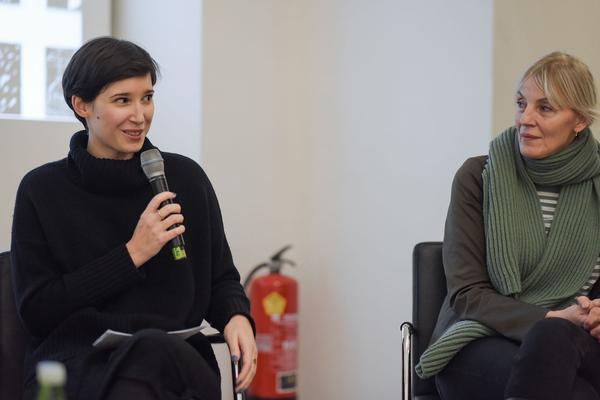 Kunstraum Niederösterreich: Throwback 2: The Enforced Dress (21.11.2019) http://kunstraum.net | http://www.viennaartweek.at | Foto: eSeL Foto: eSeL.at - Joanna Pianka