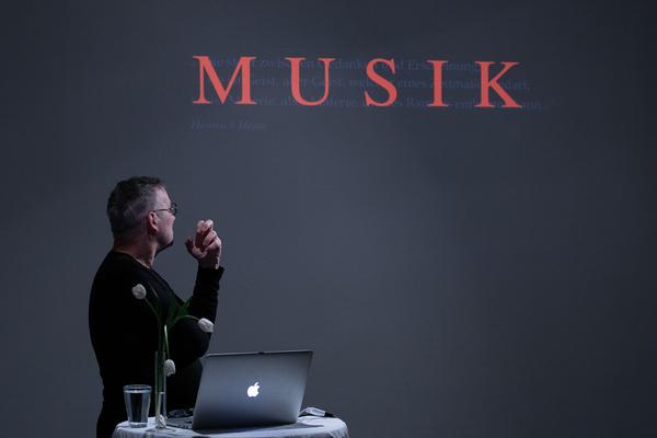 Bruno  Liberda - Unerhört! 3000(0) Jahre Neue Musik (Vortragsaal der iG Architektur, 23.3.2019) https://esel.at/termin/100765/unerhrt-3000-0-jahre-neue-musik | Foto: eSeL Foto: eSeL.at - Lorenz Seidler