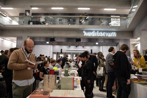 Vienna Art Book Fair #1 (Aula Angewandte, 4.10. - 6.10.2019) https://esel.at/termin/102537 | Foto: eSeL Foto: eSeL.at - Lorenz Seidler