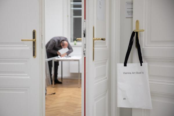 Vienna Art Book Fair #1 (Aula Angewandte, 4.10. - 6.10.2019) https://esel.at/termin/102537 | Foto: eSeL Foto: eSeL.at - Lorenz Seidler